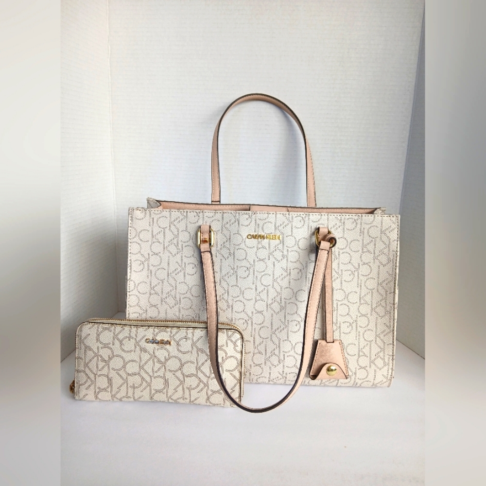 Calvin Klein Monogram Tote With Wallet Eggshell Spring Travel Essential Bag